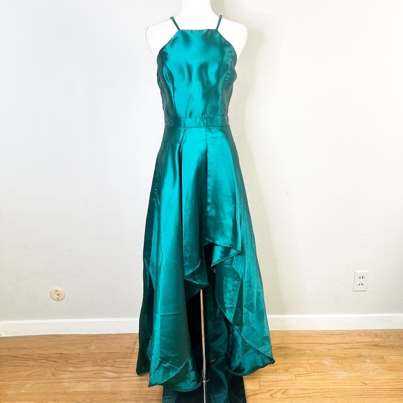 Lulus Dresses & Skirts - Lulus Gown High-Low Halter Neck Size Small Emerald‎ Green Satin Pockets New